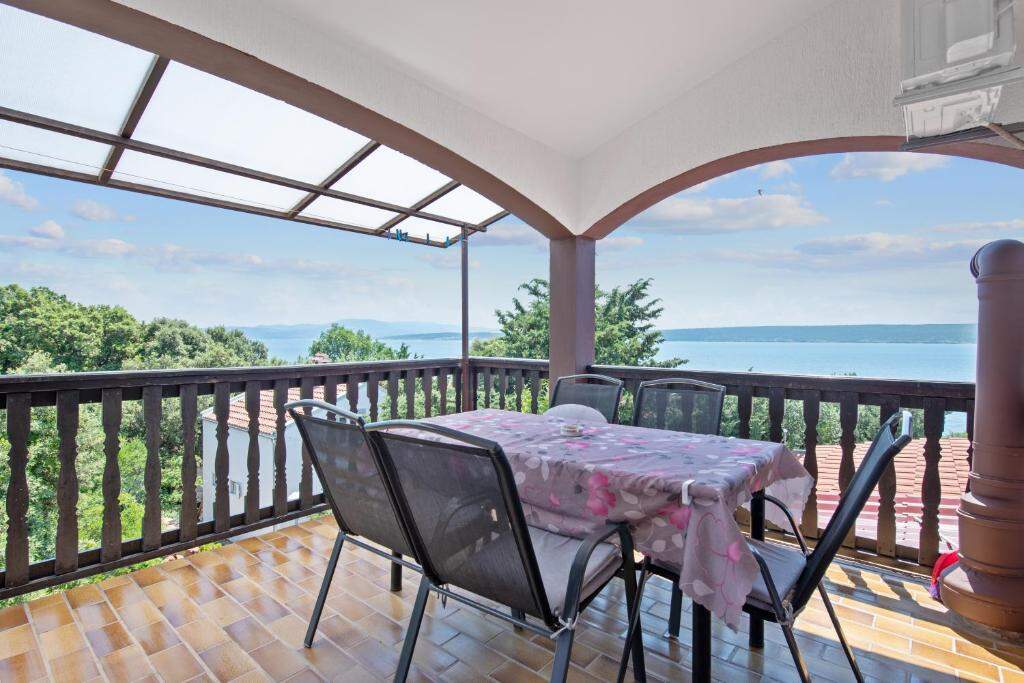 Pansion Adria Haus - Posedarje, Croatia